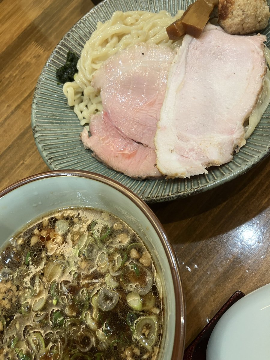 えびやま太郎 えび🦐太郎 (@ameb3taro) / X