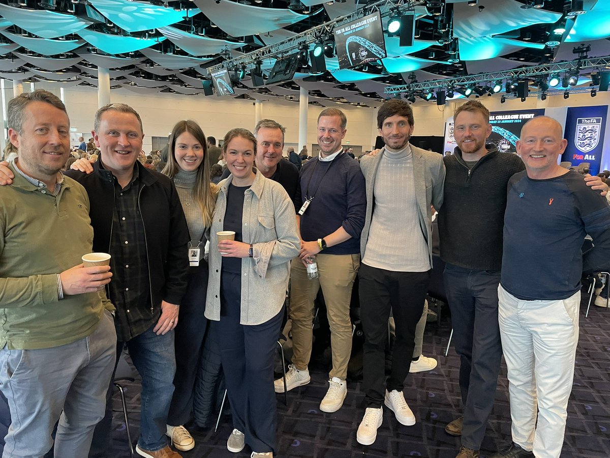 VINNY HALSALL tweet media