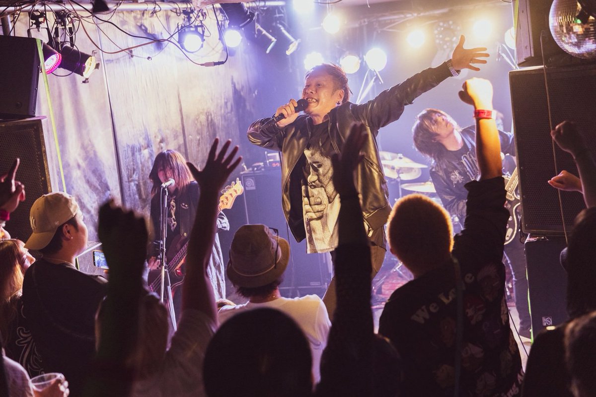 Live Go Round tweet media