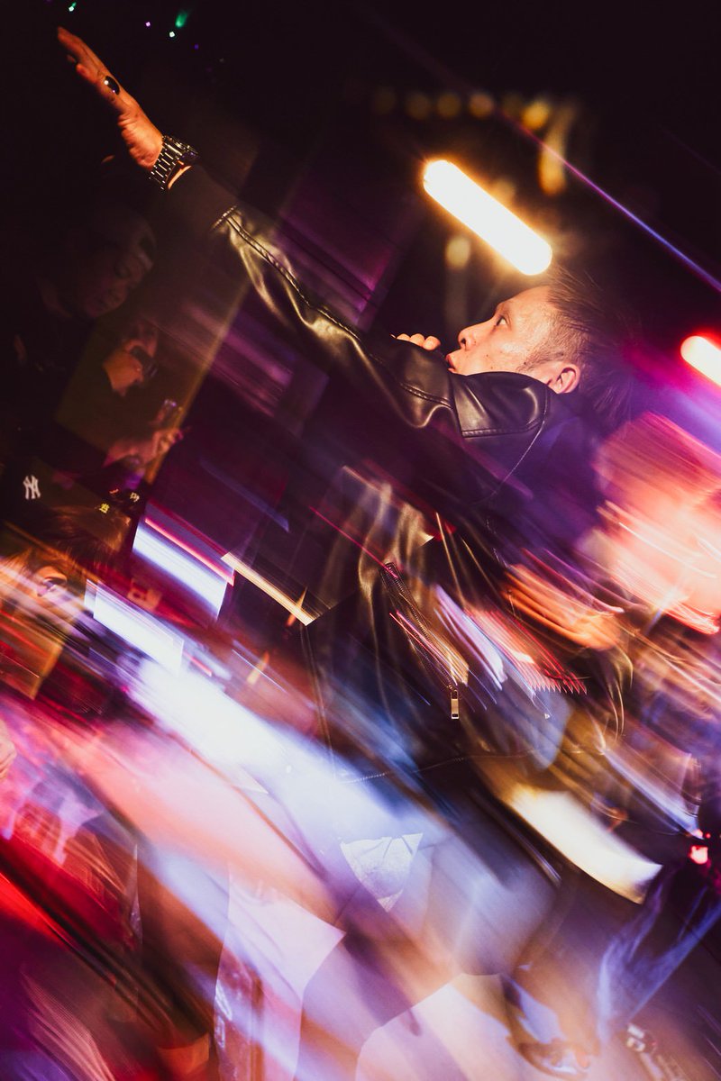 Live Go Round tweet media