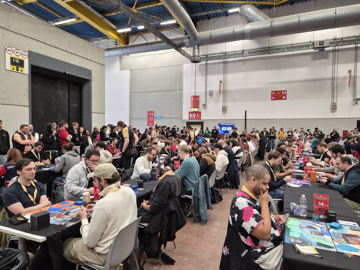 Bologne

11 ème rondes du main event en cours!