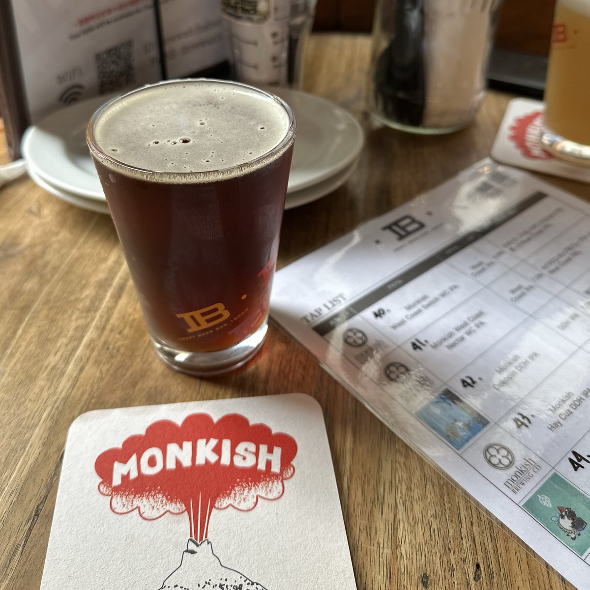 utaminuk's tweet photo. Monkish / ShadowMonk Belgian
Style Dubbel Ale
あえて Dekopin を飲まないスタイル🍻 https://t.co/L1NiaGfbyk