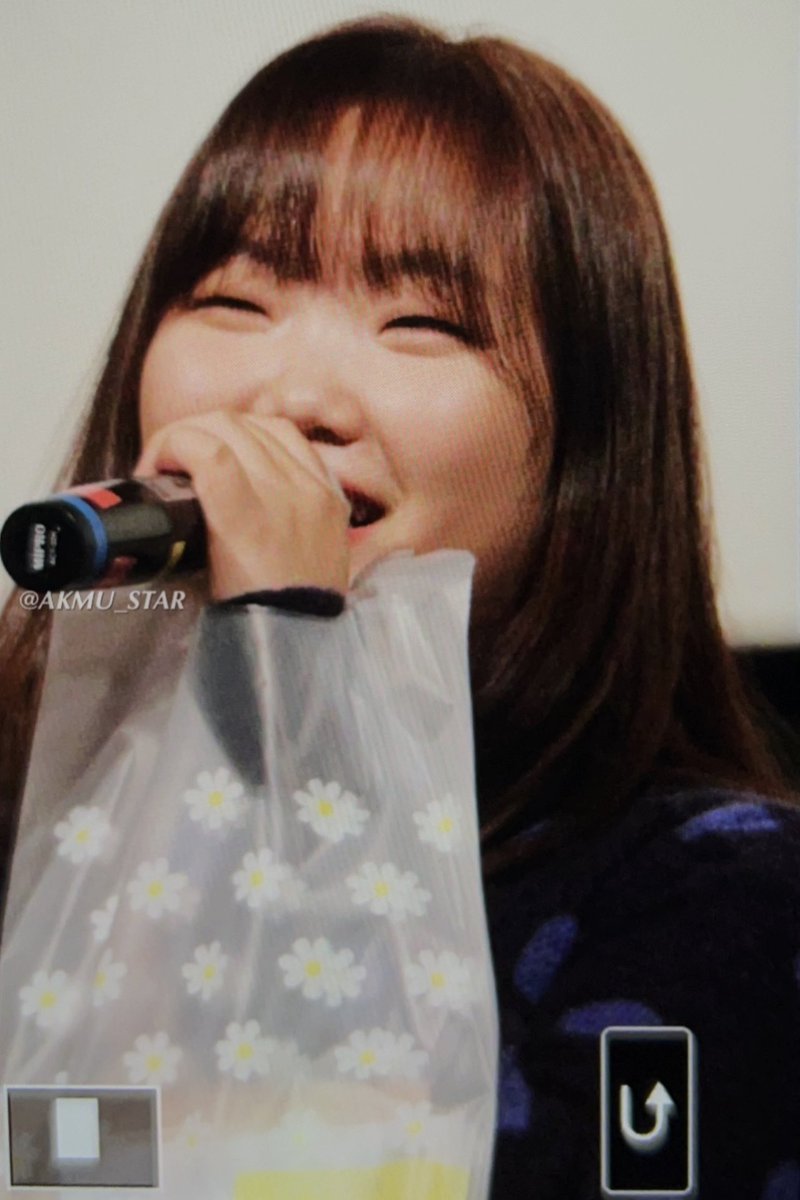 AKMU_STAR's tweet photo. 251005 연의 편지 무대인사

˗ˋˏ 찾았다! ˎˊ˗ 

#AKMU #악뮤 #이수현 https://t.co/kCsicd1lz8
