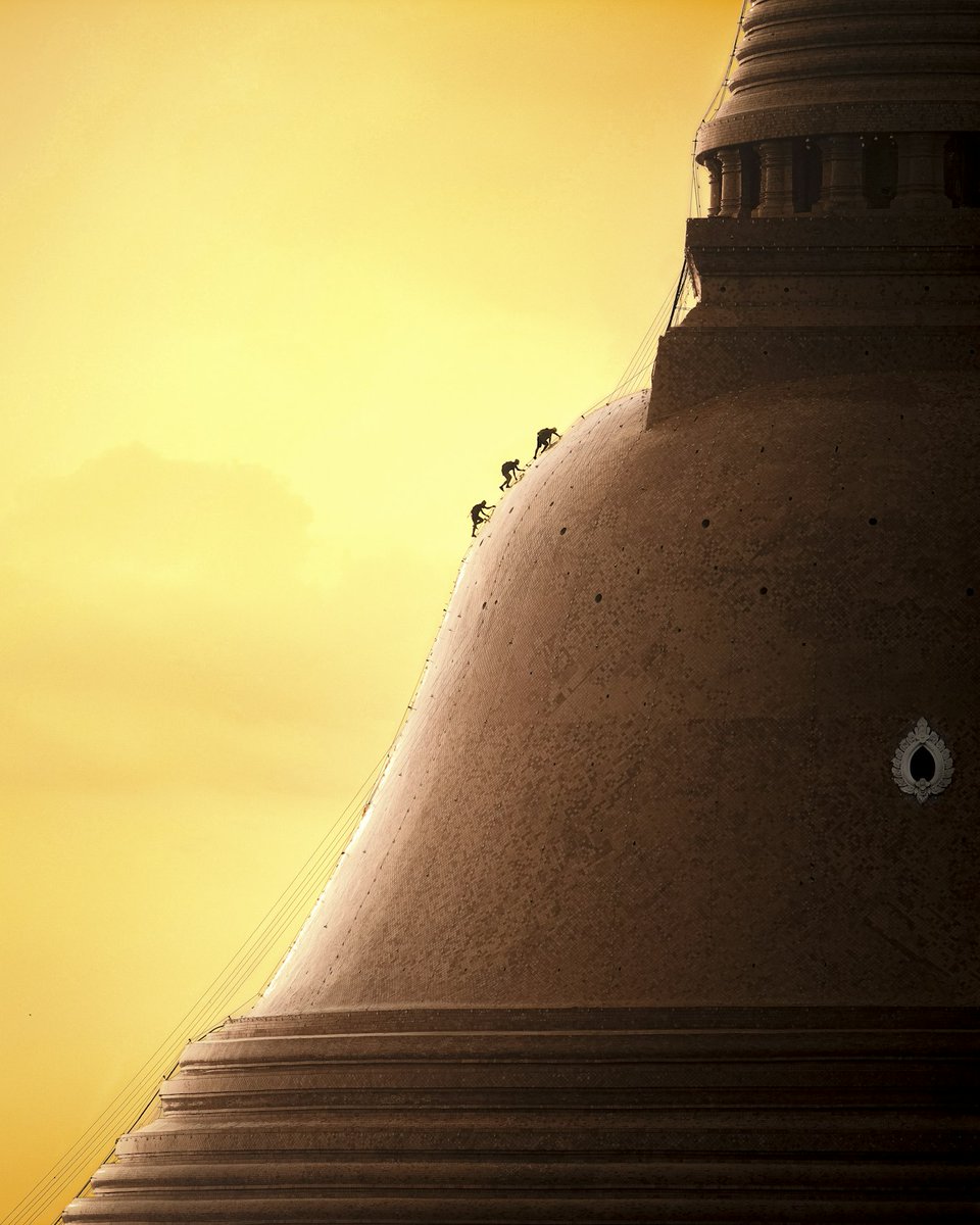 Who knew what rope-cutting savagery scaled below him on that stupa? Some men - maybe even these men - chased the darkness of sunsets. Sweat and lust and hope encircled them, but only summitting would scream the unspoken accent of their hearts.
#SundayFlash #MicroTales