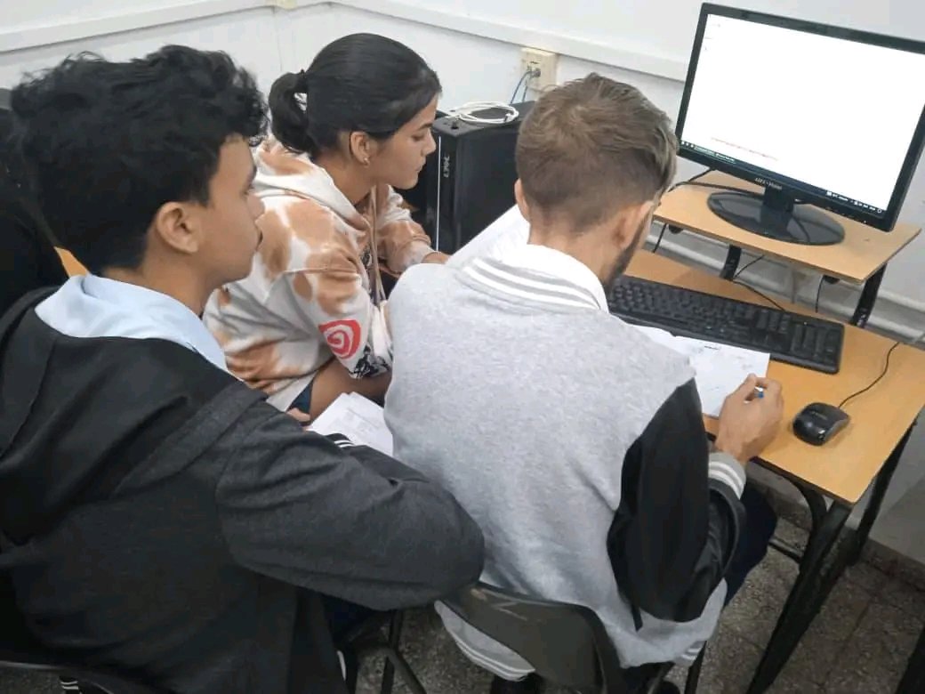 EspinosaDanis's tweet image. En la Universidad de Las Tunas se desarrolló la eliminatoria rumbo a la Final Caribeña del Concurso Internacional Universitario de Programación #ICPC2025. ¡Un paso más hacia la gran Final Mundial #50 del #ICPC2026! #SomosULT #UniversidadCubana #CubaMES