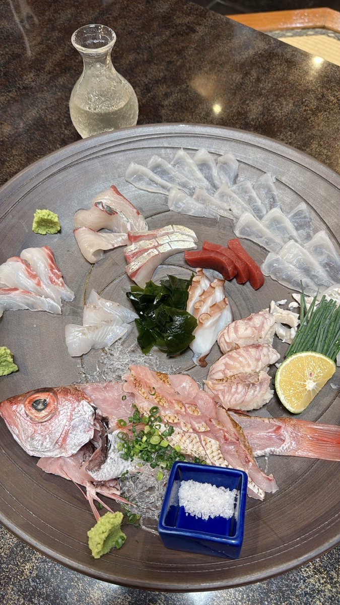 昨日は久しぶりの飲み会🤍
ご飯食べて初めて大人数で人狼して
めちゃくちゃ楽しかった🫶🏻💗

完全に二日酔いです🤦🏻‍♀️笑笑