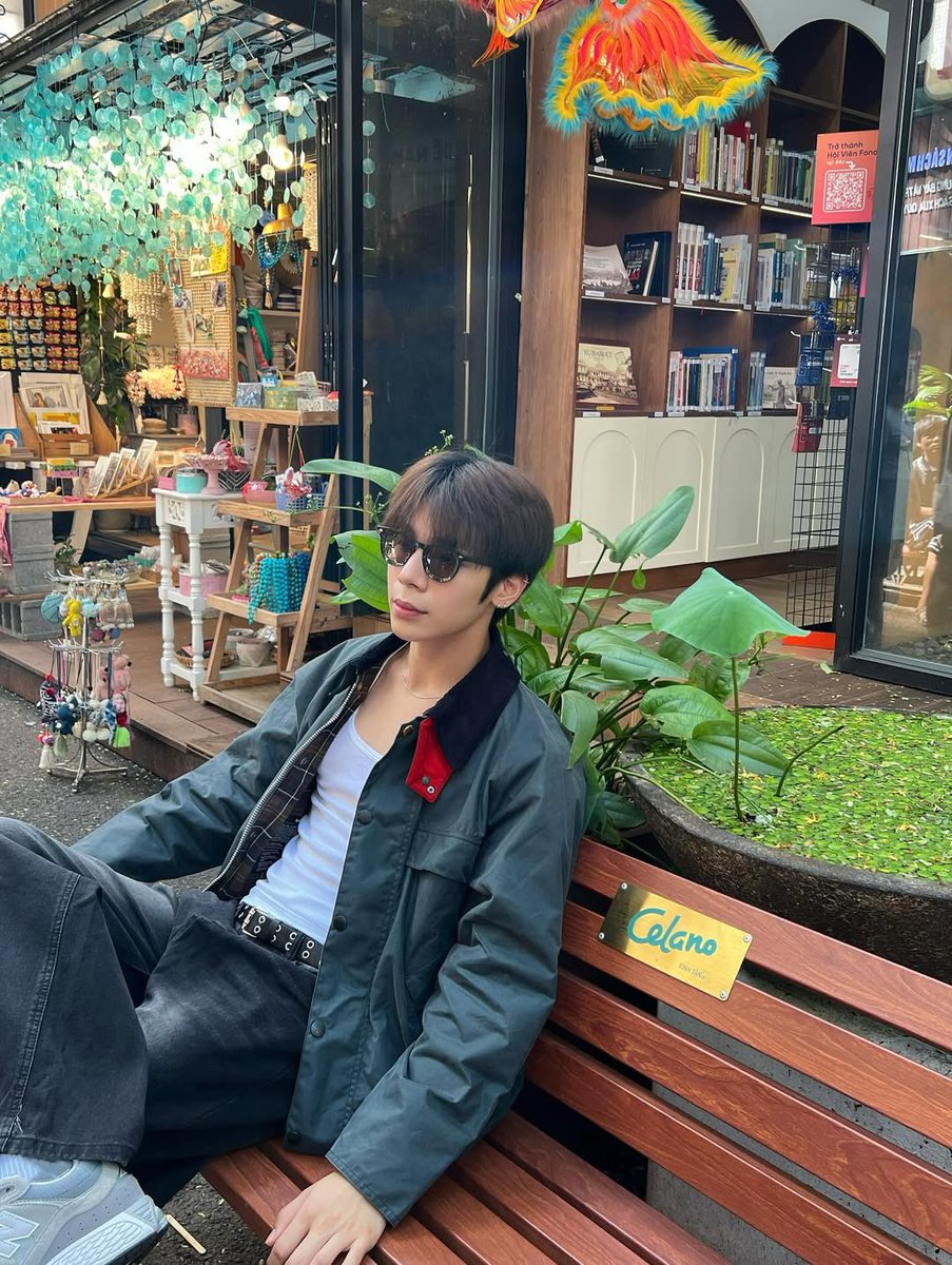 wwaterfall96's tweet image. เวียดนามหล่อมากกกกกกกกกกกก ได้โปรดกลับมาทำตัวหล่อที่ประเทศของฉัน 😭

#JetATLAS #ATLAS_TH