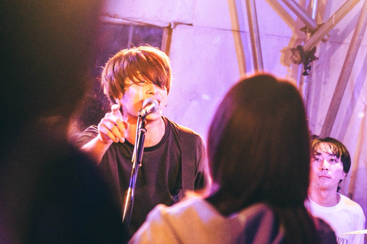 mocken_band's tweet photo. 2025.10.5 心斎橋火影
"OSAKA RING CIRCUIT 2025"

彗星
またね
まほろば
続・銀河鉄道の夜
かわいいひと
優しくなりたい
夢で逢えたら
皆の唄
またね

BRONZEに通い詰めての初出演
唯一埼玉から MOCKENでした

次回：10/10(金)福岡Queblick
https://t.co/mvSMZaYcL8

撮影: @kochiroukun https://t.co/BxIYVD8C9k