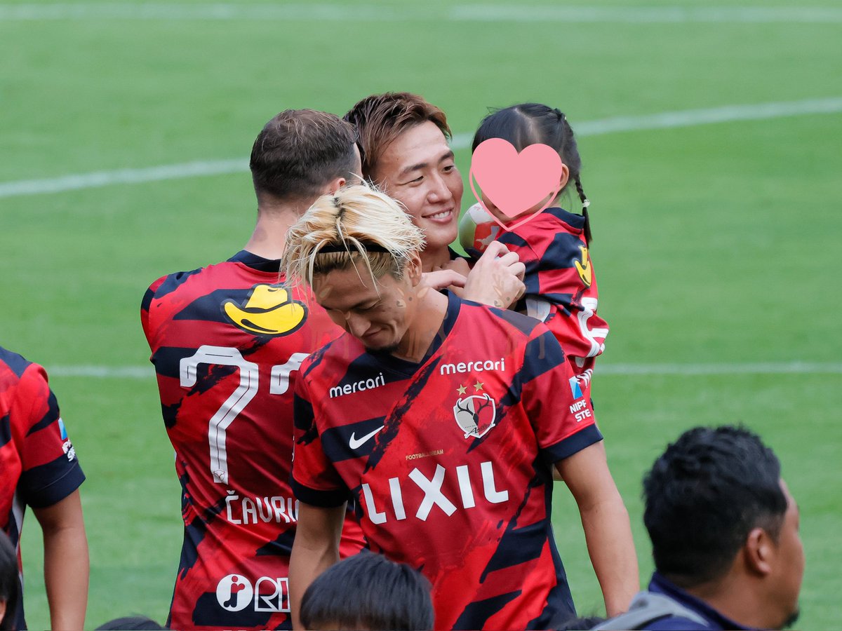 hiyorin818's tweet image. 健斗くんちのお姫さま
優磨くんには靡かなかったけど
チャッキーには心を開いてた(笑)
いい笑顔だったな😊
2枚目の優磨くんの顔は
誰かが撮ってくれてるでしょう←

#三竿健斗
#鈴木優磨
#チャヴリッチ