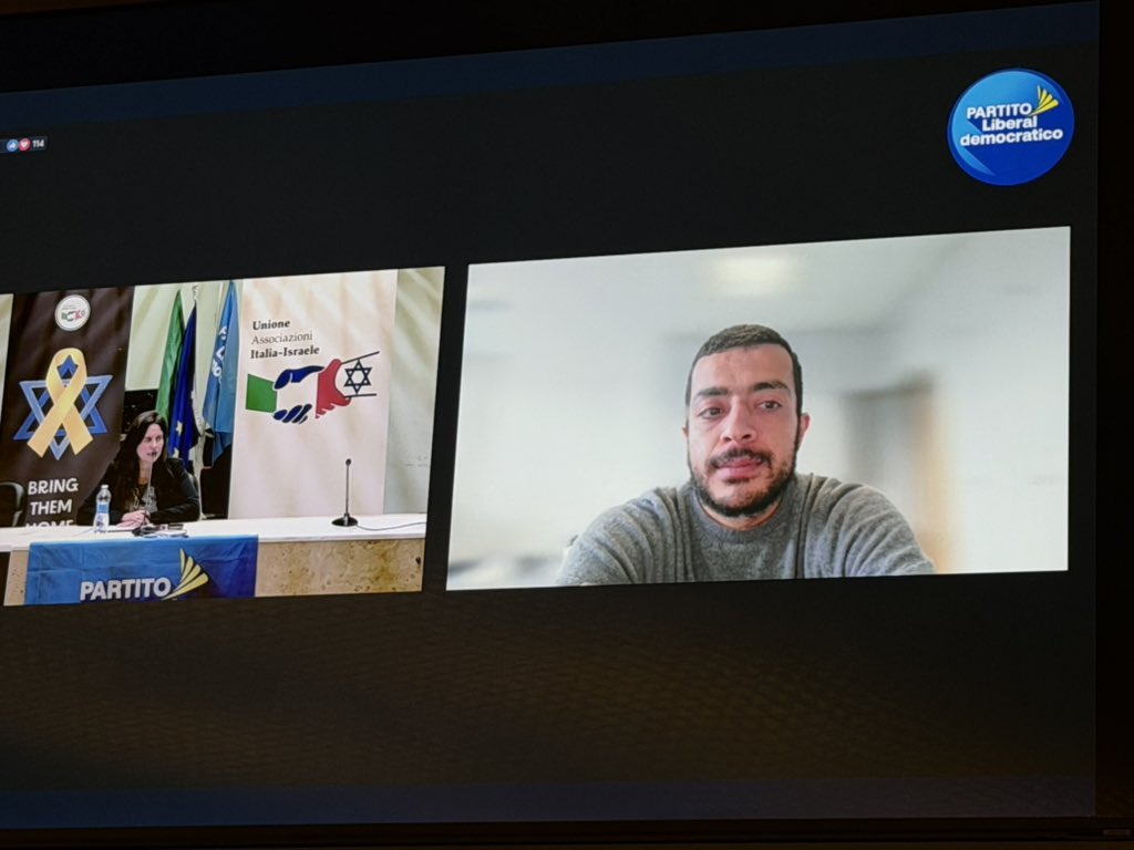 marattin's tweet photo. Sarebbe interessante se il punto di vista di Hamza Hawidi - palestinese dissidente anti- Hamas - fosse trasmesso con maggiore intensità sui media italiani, o magari ospitato presso una delle tante manifestazioni che si susseguono in questi giorni.

Aiuterebbe a ripulire lo scenario di un po’ di propaganda e capire meglio chi è il vero responsabile della tragedia umanitaria di Gaza.

Nel frattempo, lo abbiamo ospitato noi del @Partito_Libdem nell’evento che stiamo tenendo qui a Verona (e che potete seguire in diretta streaming sui canali social del partito).