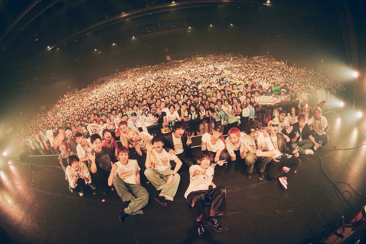 🎡🎢🎠Czecho No Republic presents
《DREAM SHOWER 2025》🎠🎢🎡

最高の夜を一緒に作ってくれた
皆さん、共演の皆さん、
本当にありがとうございました！

豊洲で全員でハッピーの向こう側へ🌈

写真クレジット:山川哲矢

#ドリームシャワー2025
#gogovanillas
#sumika
#SUPERBEAVER