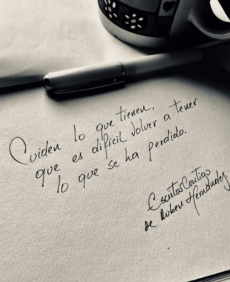 Vannerood's tweet photo. Siempre nos quedará un café pendiente, un paseo por la ciudad,
una conversación que no tuvo lugar, una canción que bailar y siempre nos quedará el bonito 
recuerdo de las personas con las
que pudimos ser y no fuimos.

#FelizDomingo https://t.co/0VhXcXycqo