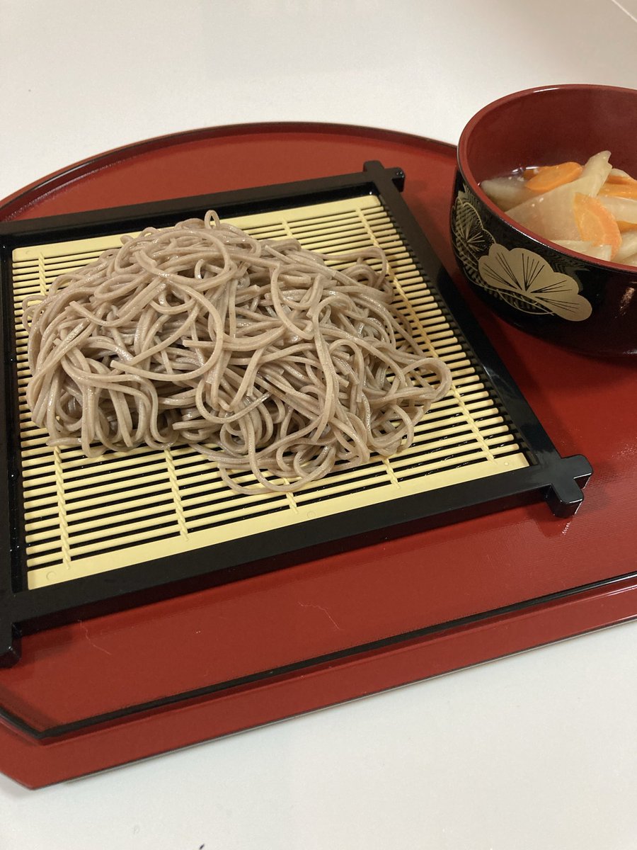 Shu83713478's tweet photo. 10月になってやっと涼しくなってきましたね^_^
秋といえば、食欲の秋なShuです😄

茨城県の郷土料理のつけけんちんで秋を感じてます^_^ https://t.co/TGJ1GeyRYx