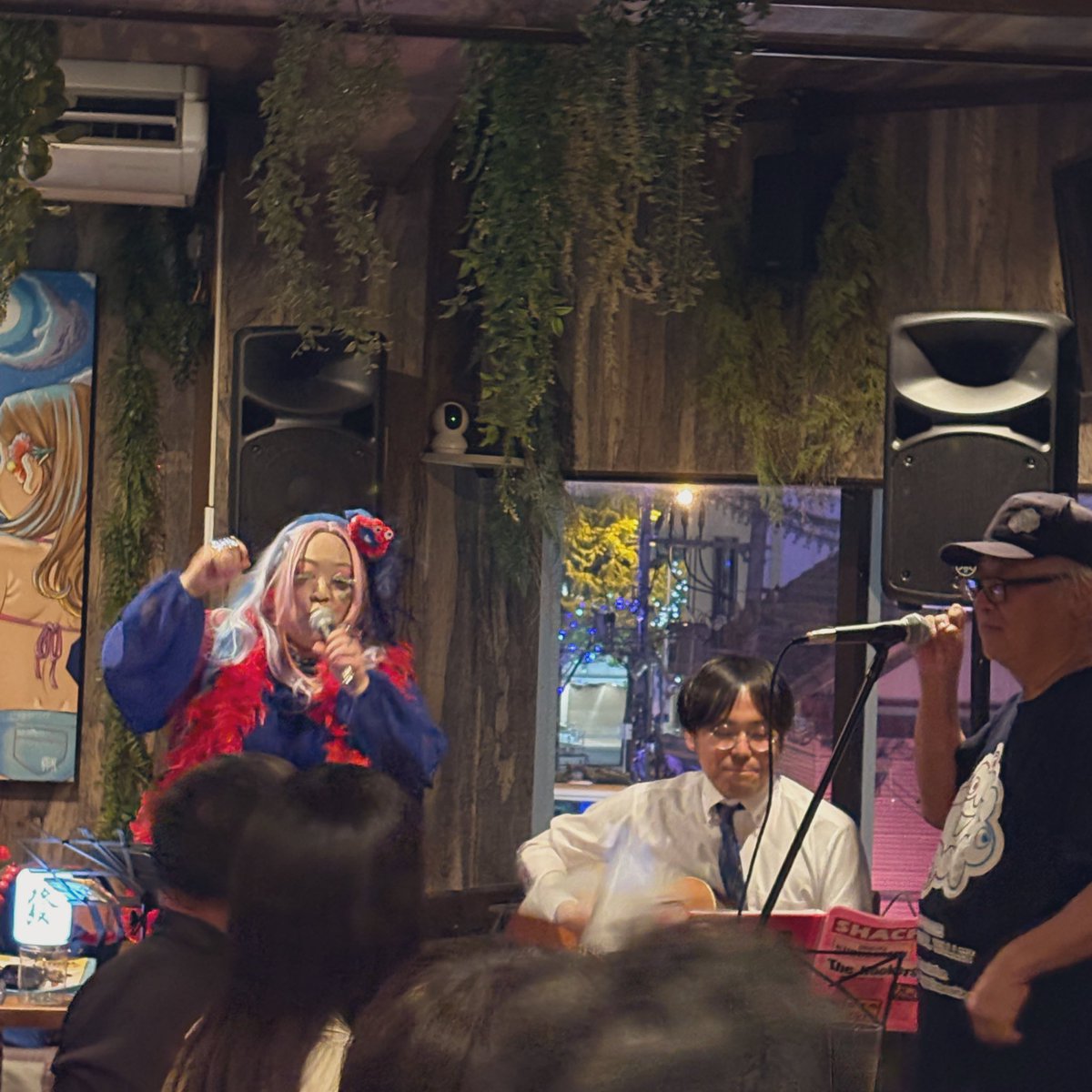 Shino_FENICE's tweet photo. 嶺上歌子さん！
万博仕様でめちゃ可愛いんですけどー！
#ターコイズな夜
@utako_chanson https://t.co/m0jY9ZdoDe