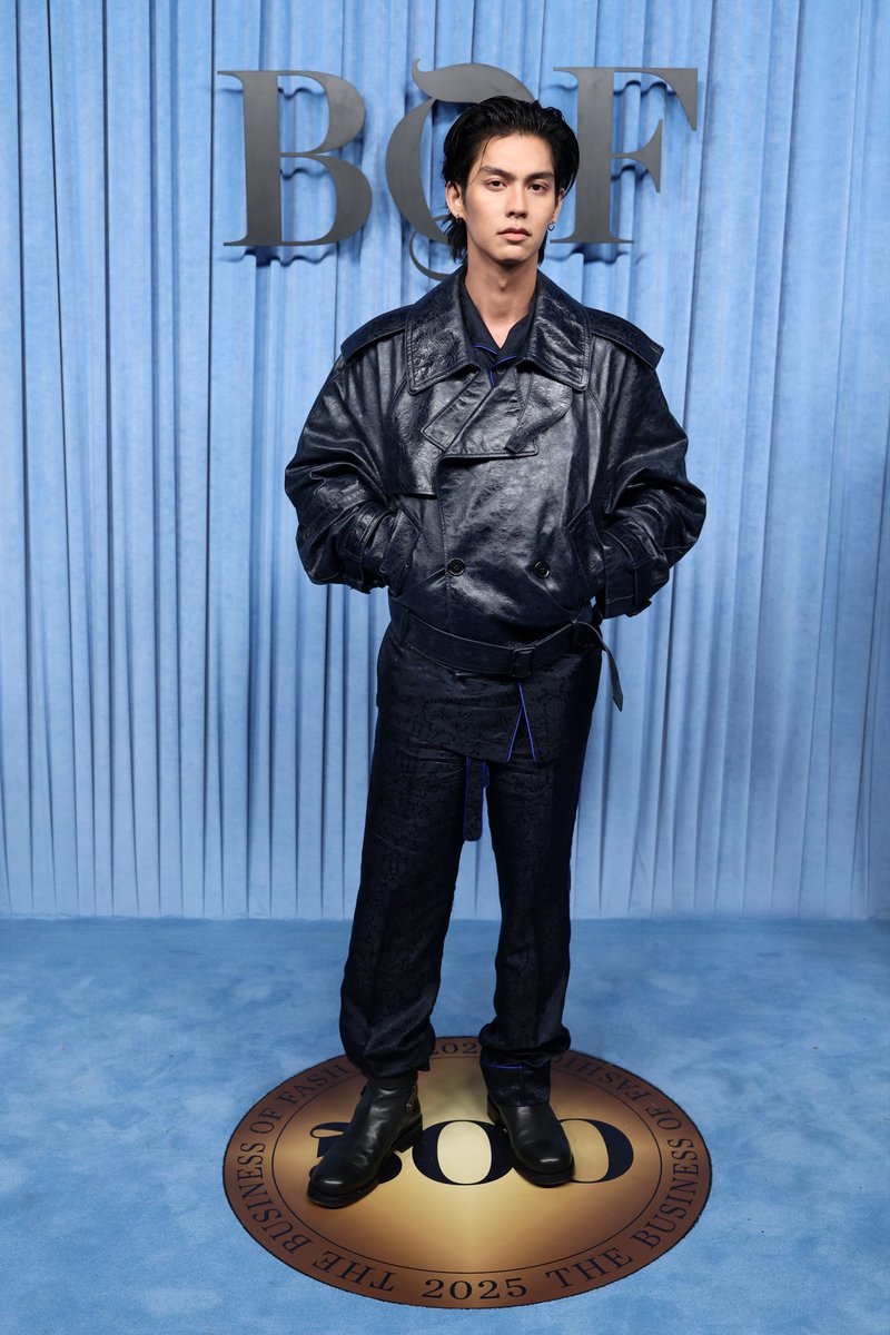 ไบร์ท วชิรวิชญ์ ปรากฏตัวในโททัลลุคจาก Burberry ที่งาน BoF 500 Gala 2025 ณ กรุงปารีส

#BoF500 #bbrightvc #PraewFashion #Praewmag