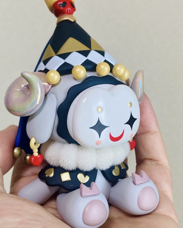Dh4Hva's tweet photo. 版権ものの多種類・高価格のランダム商法には文句タラタラの私ですが、ブラインドボックス、ブラインドドールはお迎えしている矛盾！ https://t.co/wGV2PxsgbL