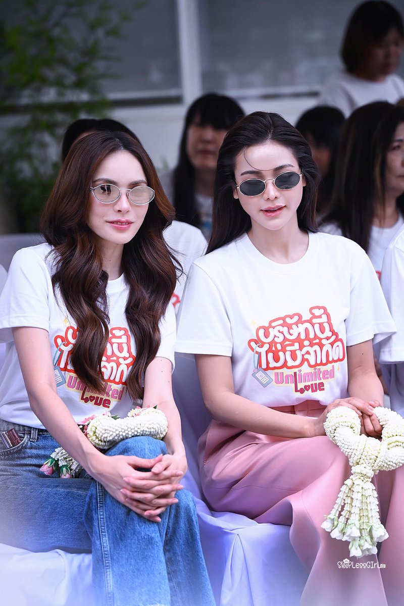 sleeplessgirl_'s tweet image. เหมาะสมกันที่สุด ʚ(｡˃ ᵕ ˂ )ɞ

#อิงล็อต #englot