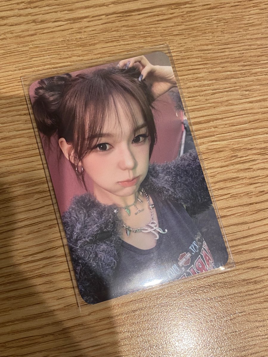 거래 tweet media
