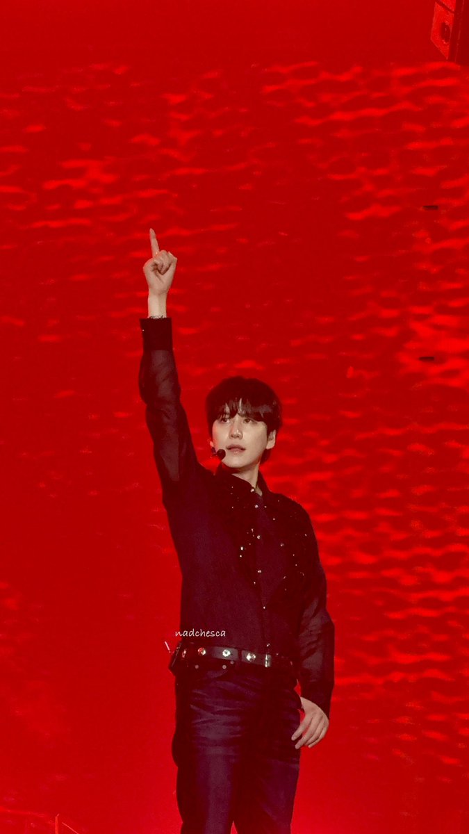 elpeutakeover's tweet photo. Kyupiters’ Superman! 
No specific captions needed-!
#SuperShow10 #ELF #superjunior #SUPERJUNIORinJAKARTA #SS10inJAKARTA #supershow10injakarta #kyuhyun #슈퍼주니어 #슈주 #슈쇼10  #200thsupershow #20th_anniversary_tour https://t.co/JJTaSM7CWN