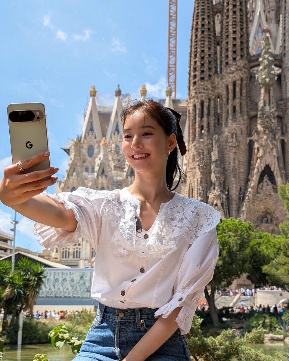 ANOTHERSKY_NTV's tweet image. スペイン・バルセロナを訪れていたのは、
俳優の #新木優子 さん!
自転車に乗って凱旋門からサグラダ・ファミリアへ🚲💨
ロケでは、サイクリングを全力で楽しみました🙌
#ANOTHERSKY #アナザースカイ #Pixelで撮影 #バルセロナ