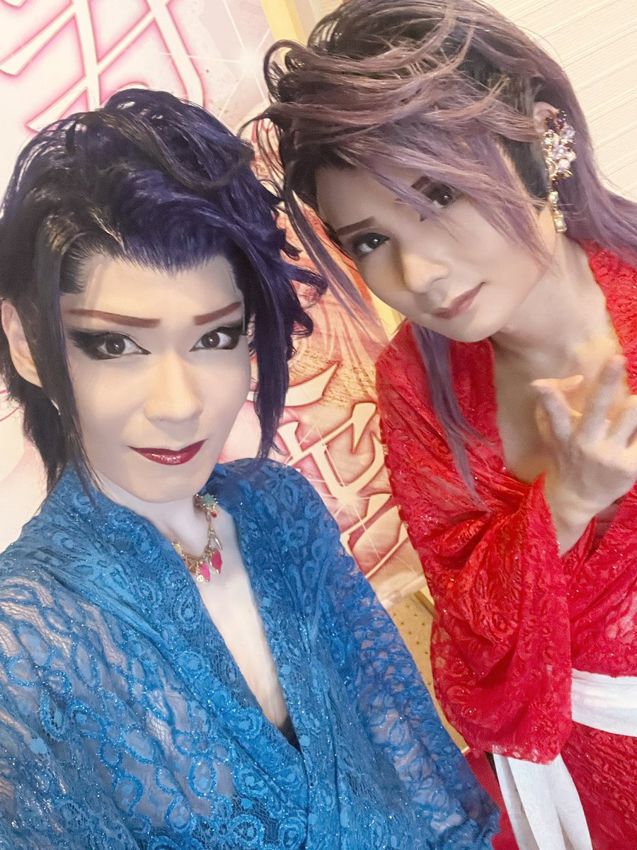 yyv_w2's tweet photo. 10.05 特別公演 千秋楽 https://t.co/xzF7dER5WC