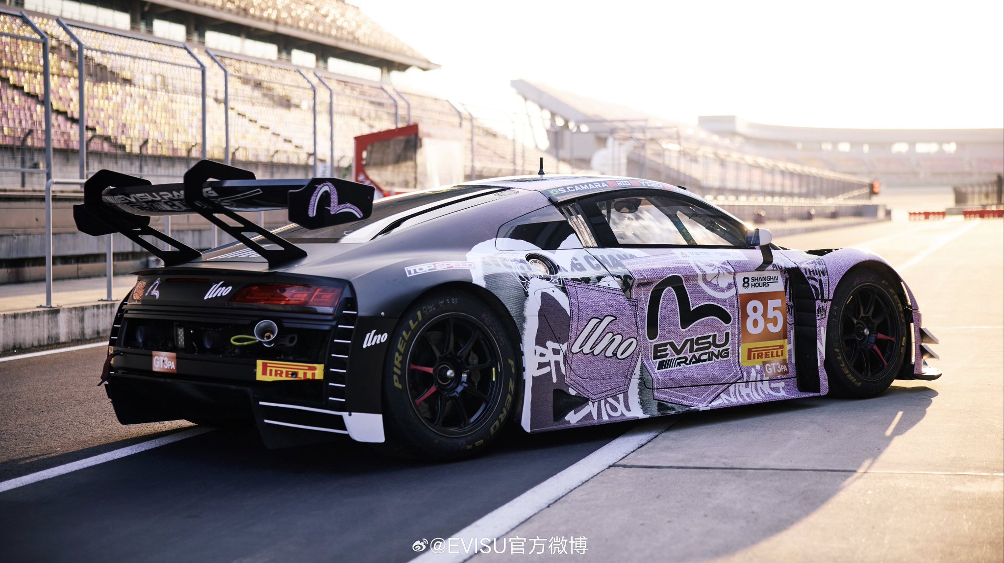 MUIさん　専用　王一博 王一博勇闯天涯superX品牌代言人】 无惧挑战大胆突破一起”嘭嘭嘭