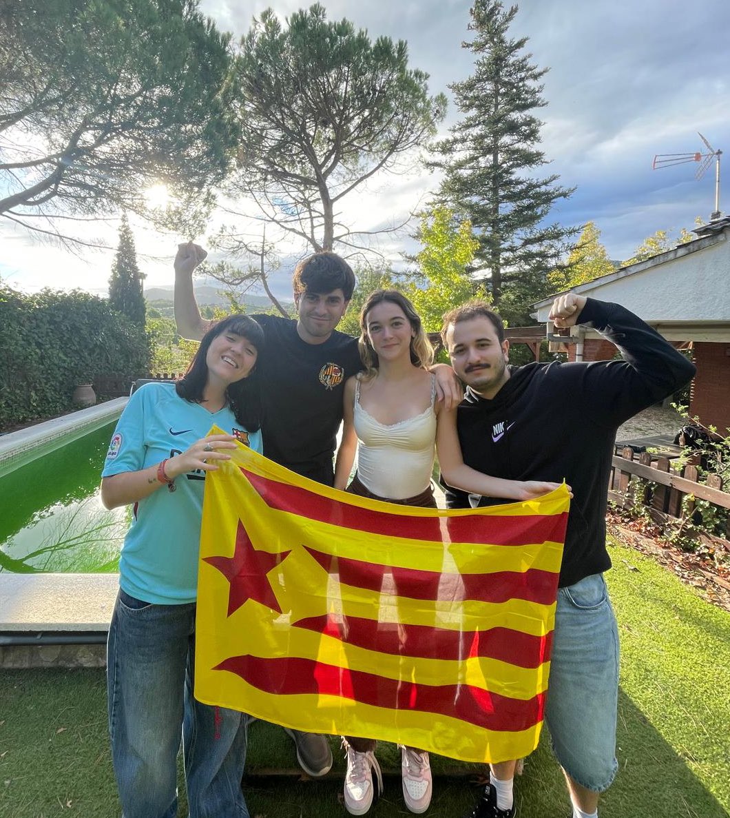 arnaurufs's tweet photo. Feina, feina i feina des del Vallès, sempre en favor de l'alliberament social i nacional del país! https://t.co/BKNXiskDiH