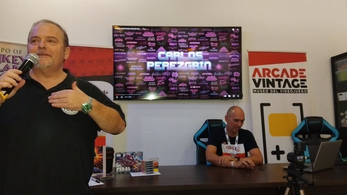 pabloforcen's tweet image. Presentación de Assault Tribute para #Amstrad #CPC en el @Arcade_Vintage por @Quija_ditas