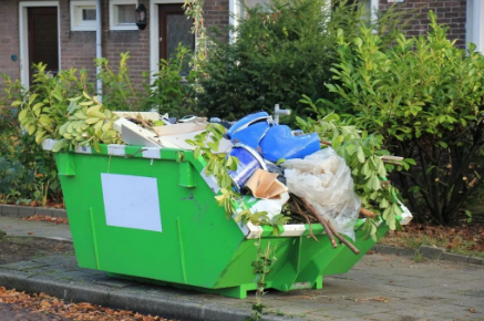 ecorubbishbris's tweet image. 🏠🚮 Spring cleaning? Renovating? Moving house? We’ll take care of all your rubbish so you can relax and enjoy a clutter-free space 🙌
 #CleanUp #WasteRemoval #FreshStart