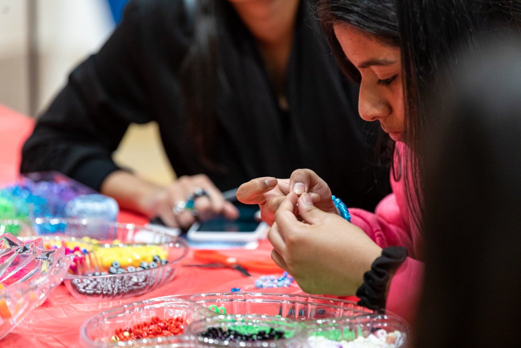 iashouston's tweet image. Bringing smiles to young faces!
This year the Asia Society, The Museum of Fine Arts, Houston, and the #Children&apos;s Museum Houston will be taking part in the Children&apos;s art activities
#fun #festival #proud #proudmuslim #youngmuslims #IAS #islamicart #islamicartssociety #calligraphy