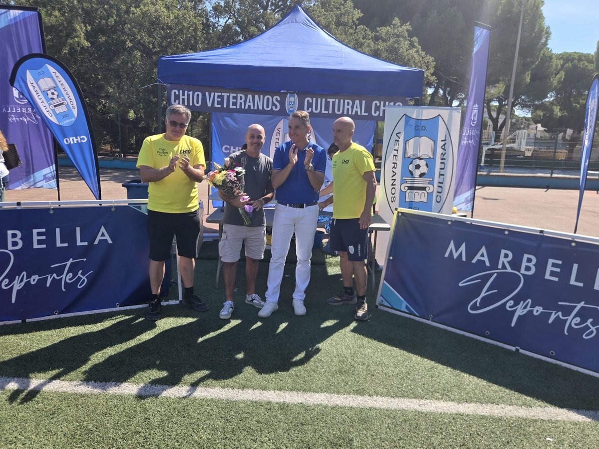 Cdv_cultural's tweet photo. VI MEMORIAL CH10 CUP 
Orgullosos del comportamiento ejemplar,tanto de padres ,entrenadores y sobre todo de los chicos.
Gracias!! A todas las personas que lo han echo posible un año más.
Va por ti JUAN ANTONIO no te olvidaremos⭐️💫 https://t.co/02ODI9DKlo