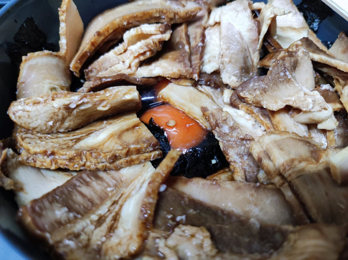 たまちゃんページ 大門🐱👈️平日昼間は低浮上ッス😲 (@7hacchan7) / Posts / X