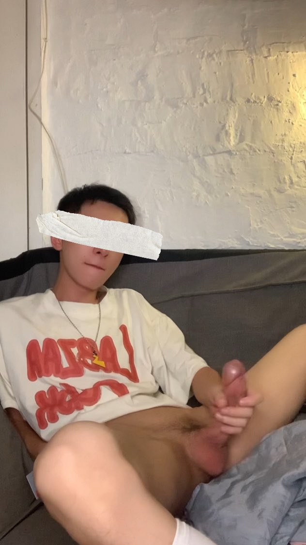 Moretheykai's tweet photo. 其实我截了很多🌚 https://t.co/5rNoPQ9i39