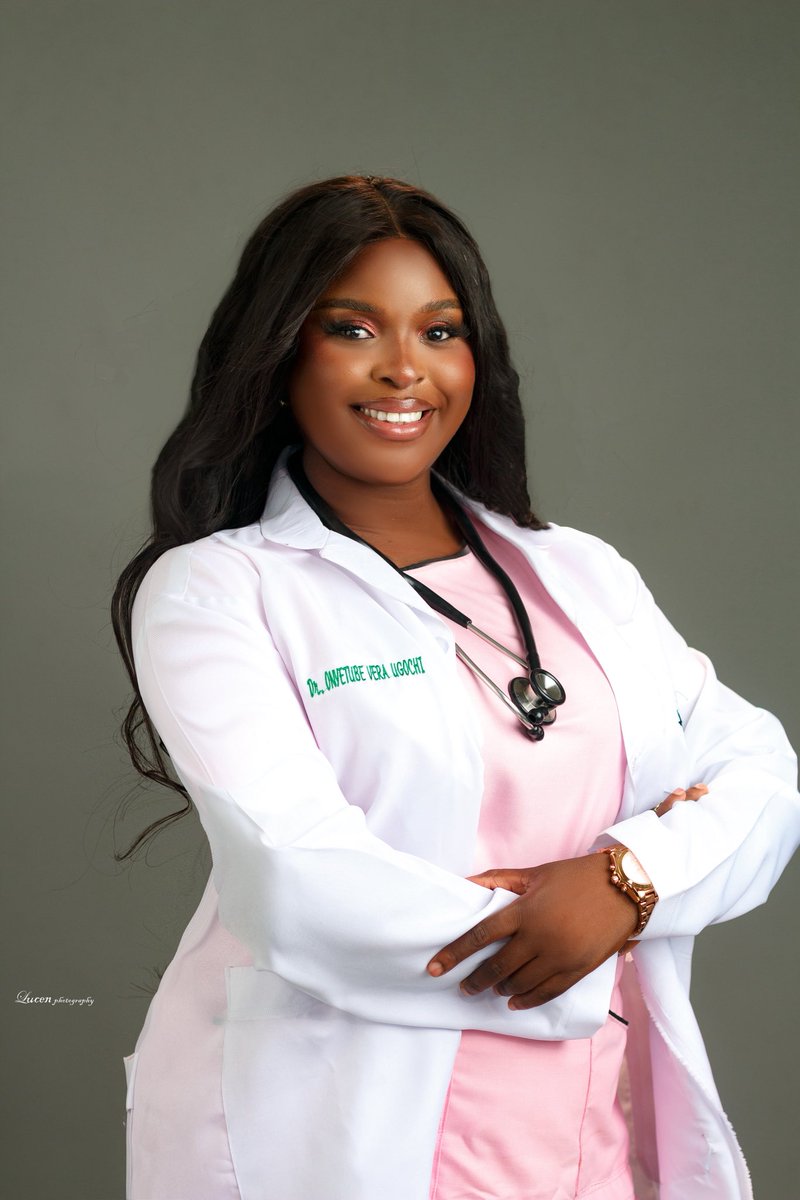 severabby's tweet photo. Oath sworn, Induction completed✨

It’s officially Dr Vera U. Onyetube, MBBS Nig.

I wanted this title so I gave 7 years of my life to earn it. 

I’m living it now and  loving it💕✨ https://t.co/nuRsLQ2c9T