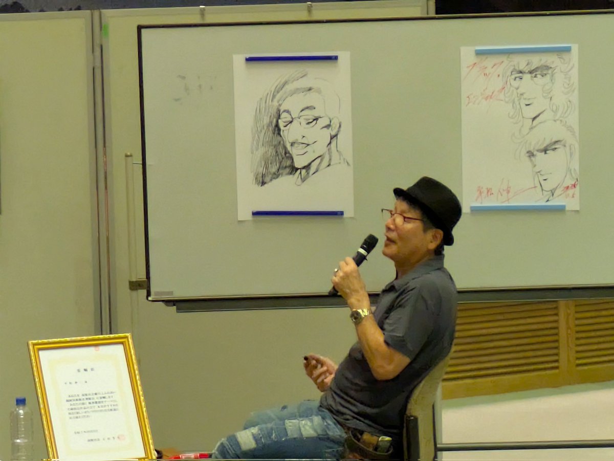 イベント中は全て撮影可、そしてトークショーのあと平松先生が即興で絵を描いて抽選でプレゼントもあり
1枚は雪藤&amp;松田、もう1枚はなんと観客の中からお一人を外道ぽく描いてくださるという超絶神イベでした！！
