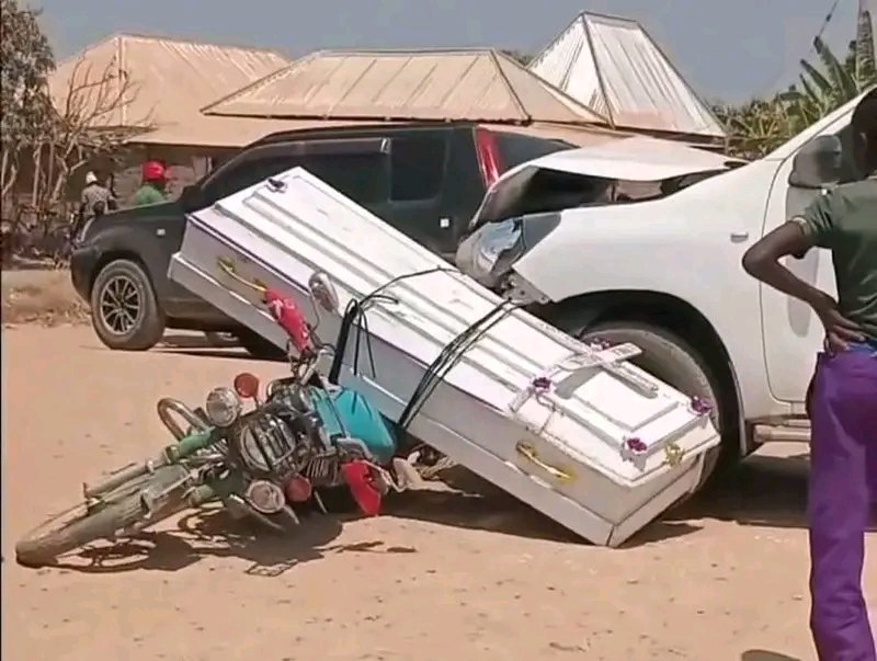 Princess Diana ✨️♊️ tweet media