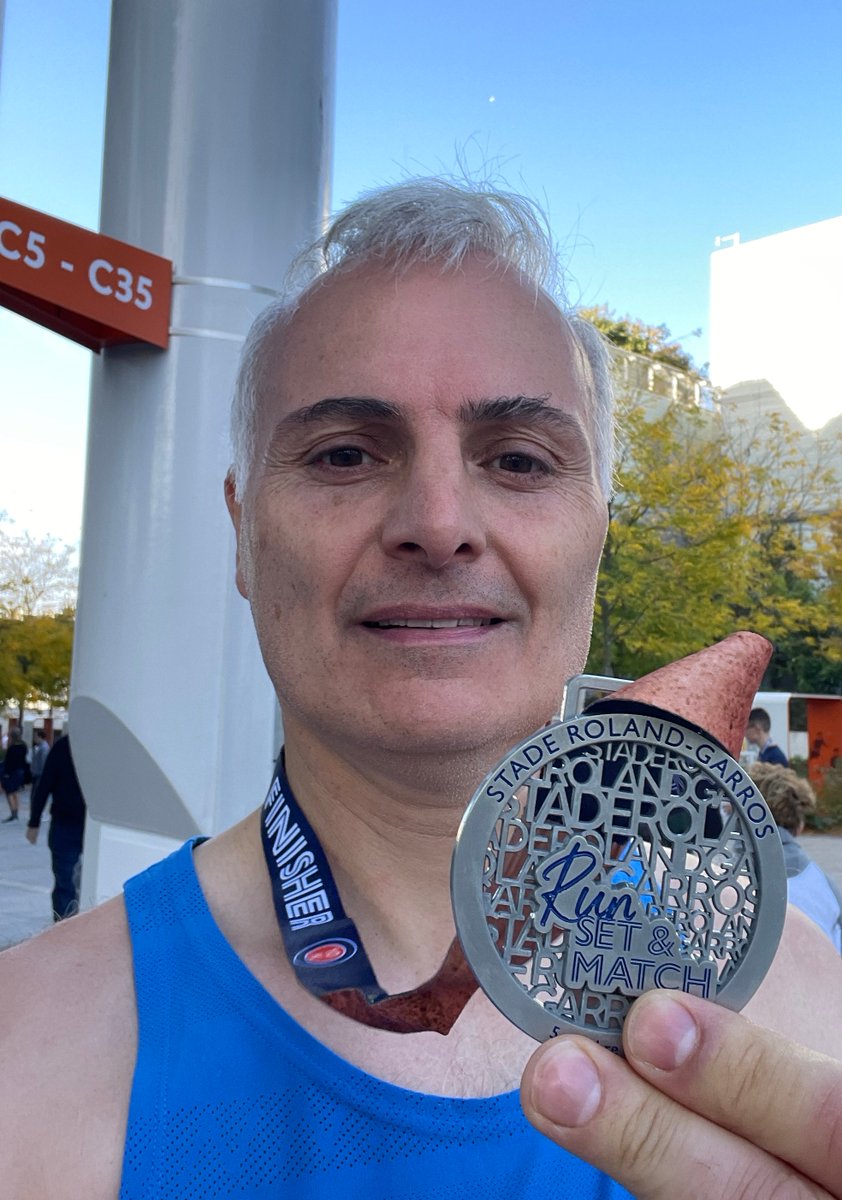 David Fayon #réseauxsociaux #MadeinFrance (@davidfayon) on Twitter photo Beau succès avec 10 700 participants à la première édition du "Run, Set & Match", un 10 km. Départ et arrivée au stade de <a href="/rolandgarros/">Roland-Garros</a> et boucle passant au Bois de Boulogne et l'hippodrome d'Auteuil. P 301 et 40'35. 2 semaines après le trail urbain de Montmartre et 2 semaines Beau succès avec 10 700 participants à la première édition du "Run, Set & Match", un 10 km. Départ et arrivée au stade de <a href="/rolandgarros/">Roland-Garros</a> et boucle passant au Bois de Boulogne et l'hippodrome d'Auteuil. P 301 et 40'35. 2 semaines après le trail urbain de Montmartre et 2 semaines