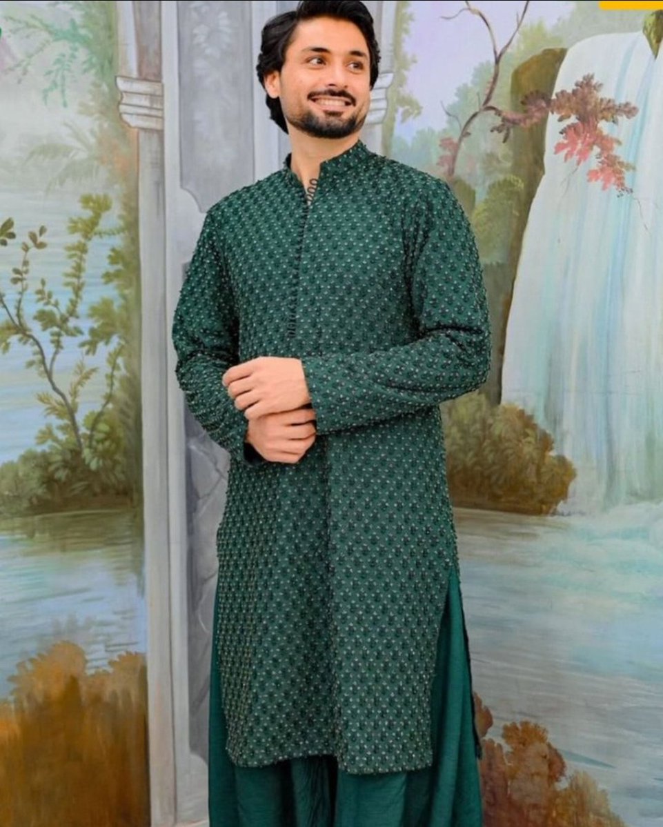 nnqdawar33's tweet image. Sab ne shadi kar li, sirf Babar Azam reh gaya — lagta hai usne kasam khai hai shadi na karne ki.
Congratulations Abrar Ahmad and Kamran Ghulam on your weddings! 💍.
@babarazam258 bhaiiiii kab karoge?
#INDvPAK