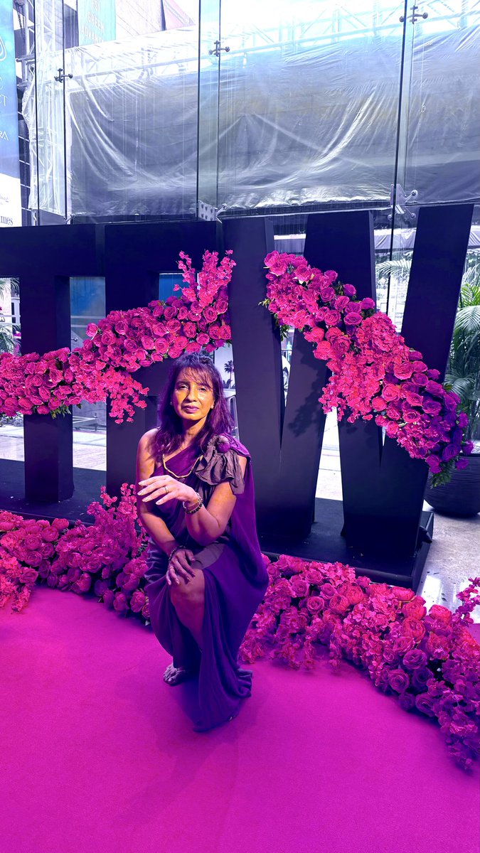 Hansa Singh tweet media