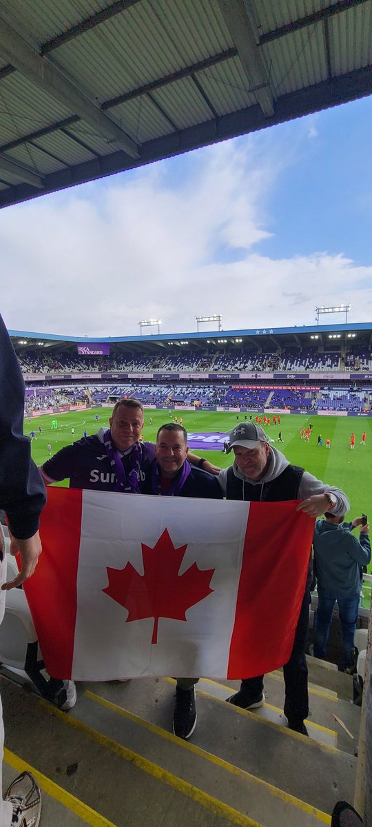 On est ici en Belgique pour supporter les mauves et Nathan Saliba. <a href="/rscanderlecht/">RSC Anderlecht</a> #RSCA #Canada #CFMTL <a href="/cfmontreal/">CF Montréal</a>  <a href="/JeremyFilosa/">Jeremy Filosa 🎙</a> <a href="/GavinoDe_Falco/">🎙️Gavino De Falco</a>