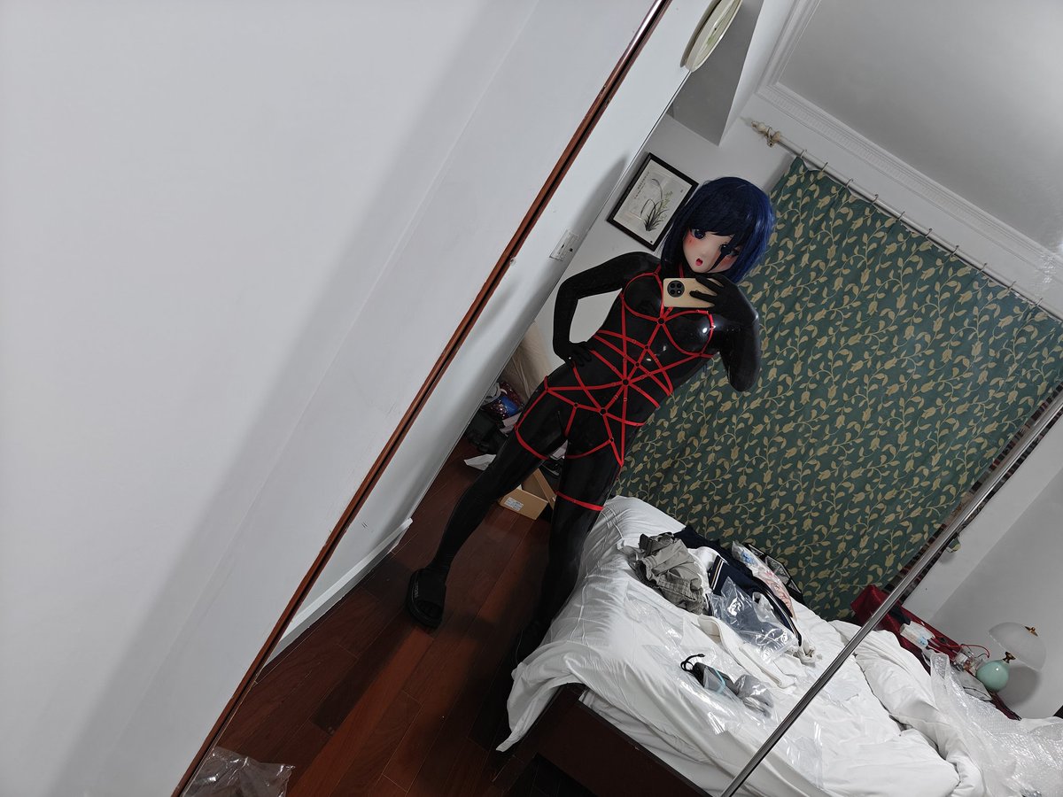 #kigurumi #mitamiside #cappie
炸尸一下，我最喜欢的来上海看我了！也是很久很久没有变胶了，好麻烦，但是还是蛮瘦身的qwq。