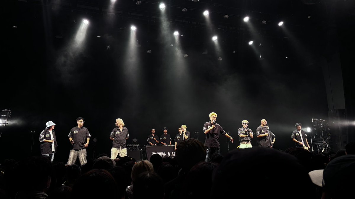 takamimi_chan's tweet image. ツアー初日、東京 恵比寿 見届けました！
めちゃくちゃ楽しくって、パワフルなパフォーマンスをありがとうございました♪
49番め行きます🫶🙌☺︎

#梅田サイファー
#EDGELINK
#UC47