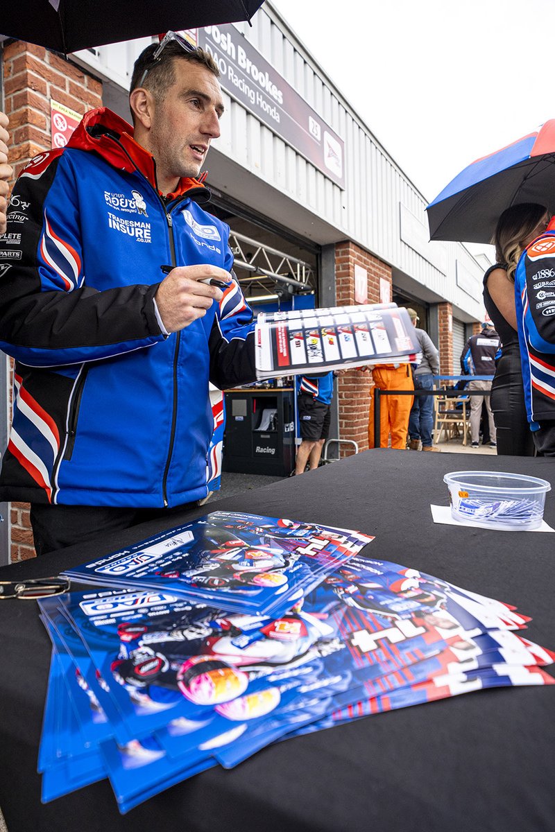 DAO Racing tweet media