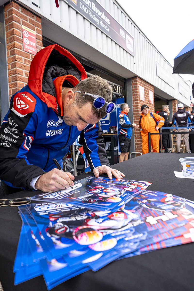 DAO Racing tweet media