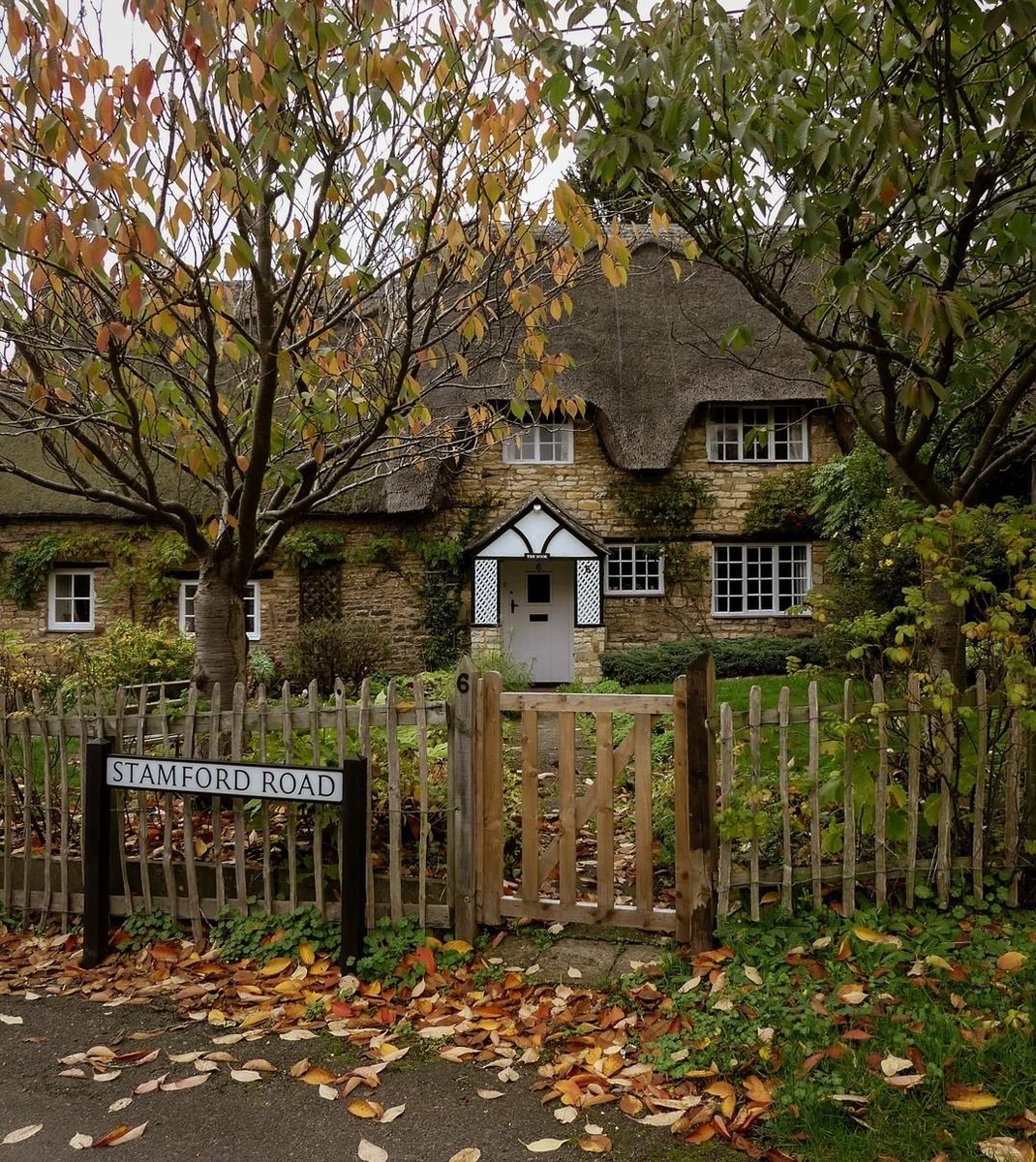englandcottages's tweet photo. The Nook 🏡 https://t.co/7KGbKquMYi