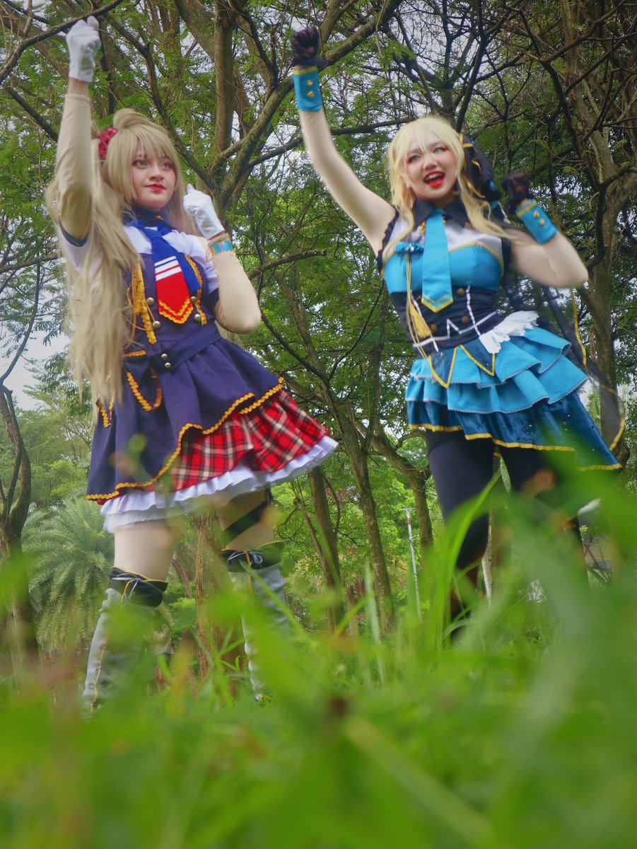 YurikoKayla's tweet image. Eli Thieft cosplay and Kotori Minami Police UR Cosplay

#Lovelive #Cosplay #Anime #AyaseEli #KotoriMinami
