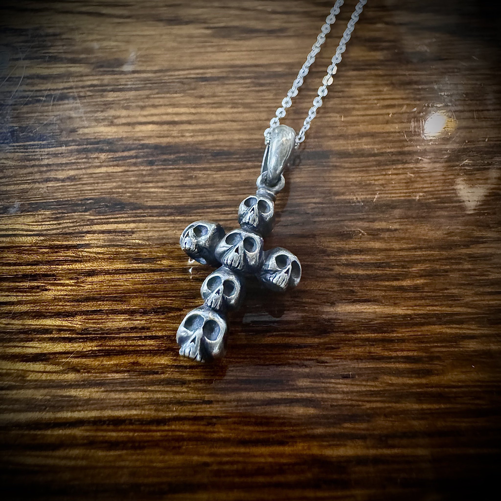 【hide愛用☆】ネクロマンス スクリーミングスカルネックレス チョーカー hide愛用☆】ネクロマンス スクリーミングスカルネックレス チョーカー