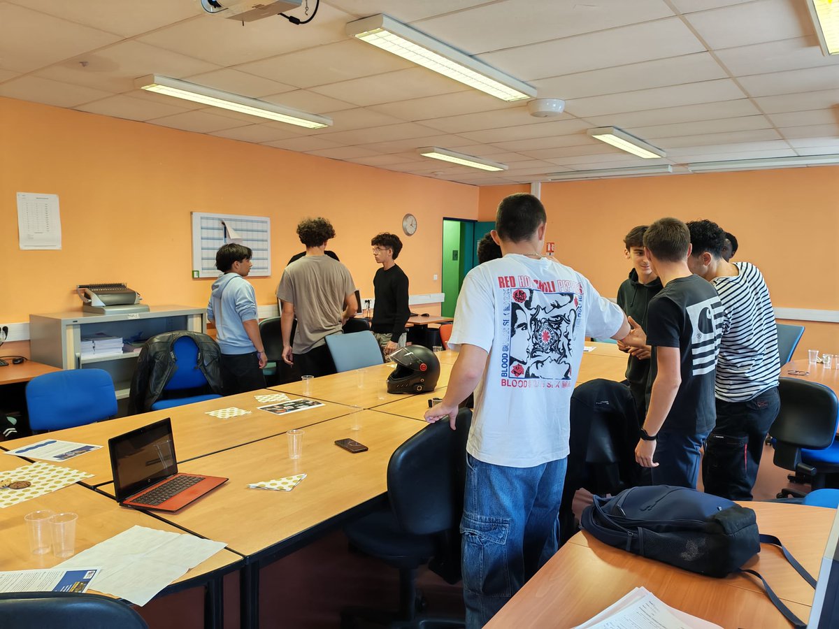 Lycée Roland Garros de Toulouse tweet media