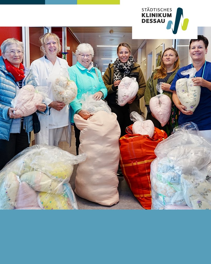 130 Herzkissen für Brustkrebspatientinnen 🎗️
Seit 15 Jahren näht die Patchworkgruppe „Kreative Hände“ zum Weltbrustkrebstag Kissen für die Frauenklinik. 💕
Sie lindern Schmerzen &amp; spenden Trost. Danke für so viel Herz &amp; Engagement! 💪💖