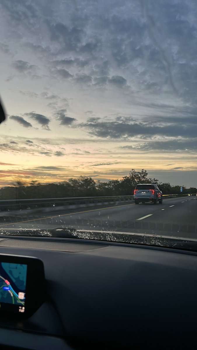 SBRRetweets's tweet image. Check this out! Savannah_A2030: Back at it again with a beautiful view! Day 2 here I come! #softball #Chattanooga @SouthernForce30 @SBRRetweets @gatorjack72 @IHartFastpitch @SoftballDown